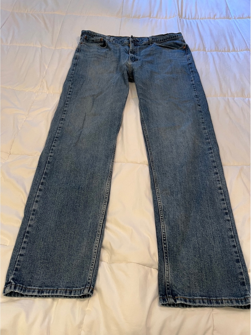 Levi's Men's Blue Denim Straight Leg Classic Jeans W40 L34